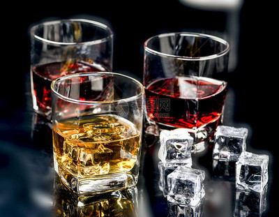 探寻千年陈酿 关于美酒的视觉与味觉之旅